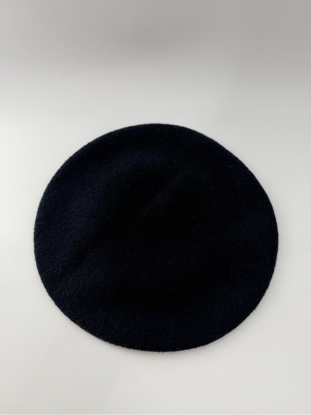 Cos Boiled Merino Wool Blend Beret In Dark Navy